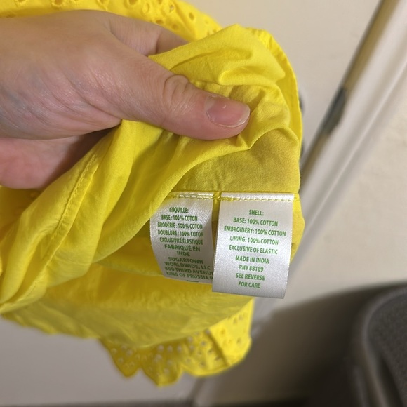 EUC Lilly Pulitzer “Asteria” yellow eyelet overlay flutter sleeve tiered dress - Picture 6 of 6